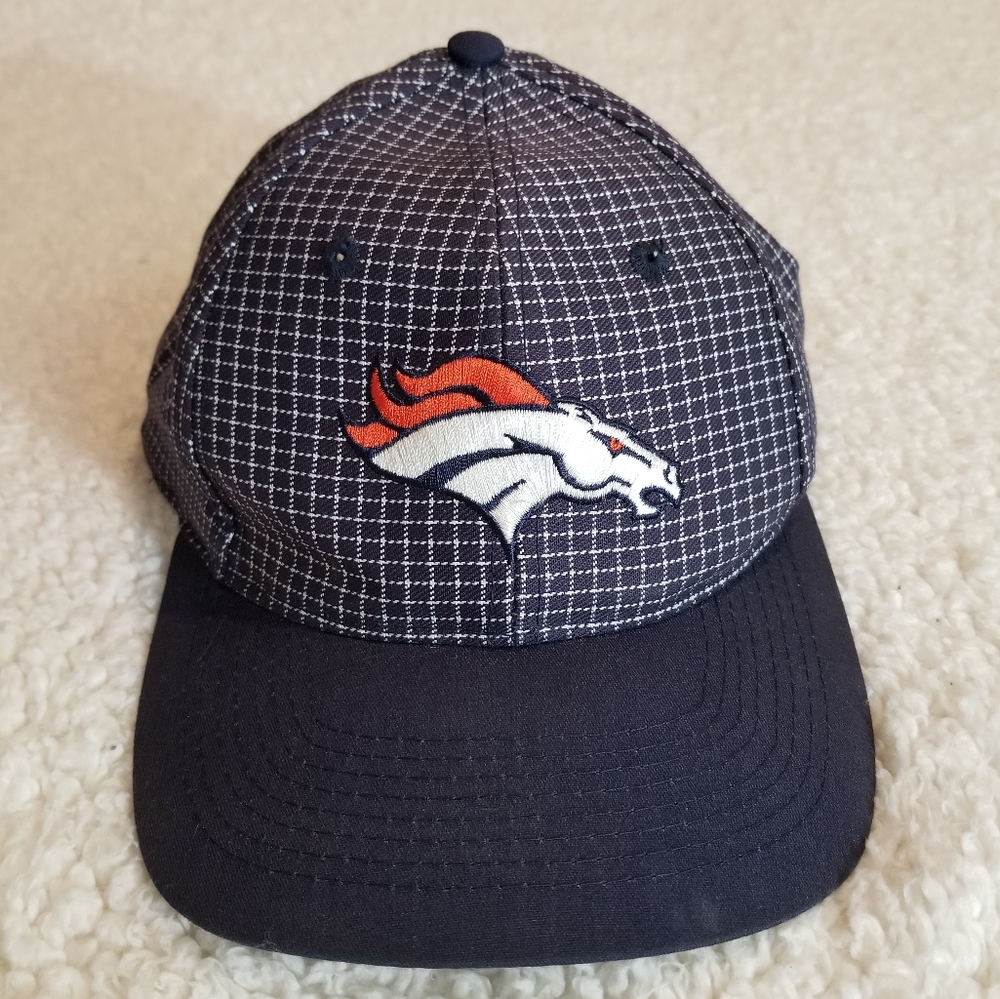 Retro Denver Broncos hat